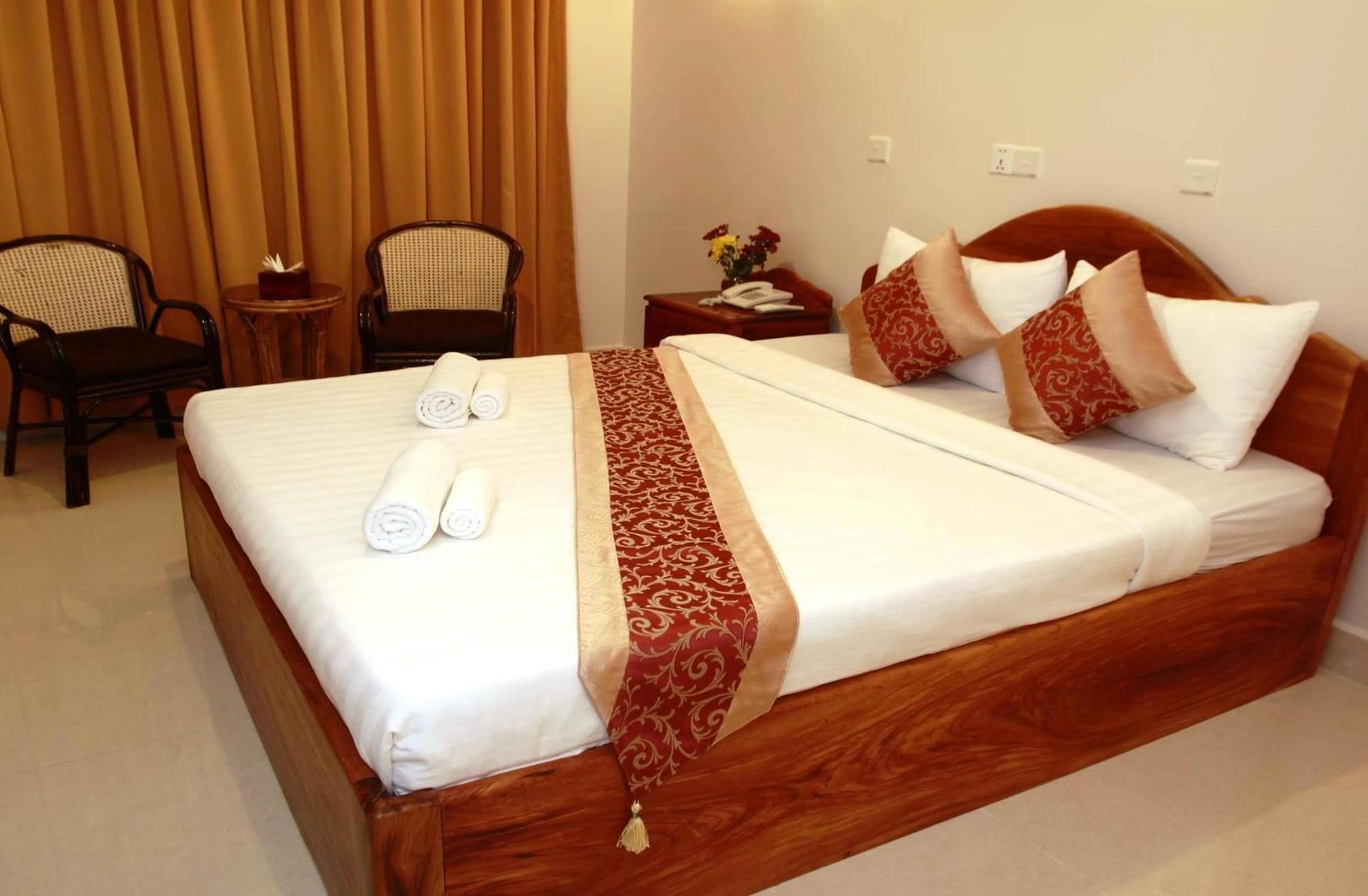 White Beach Hotel Sihanoukville Eksteriør bilde