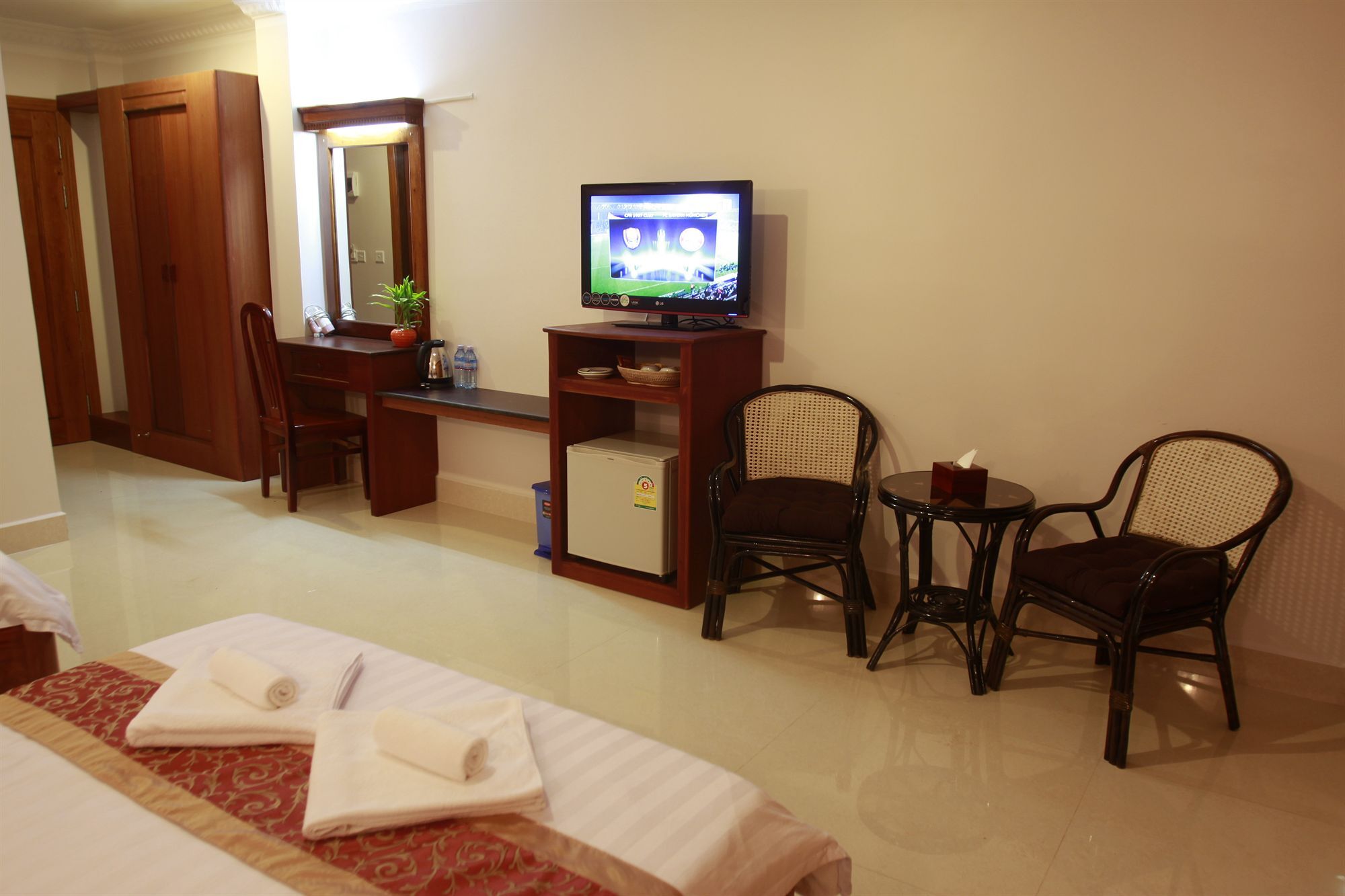 White Beach Hotel Sihanoukville Eksteriør bilde