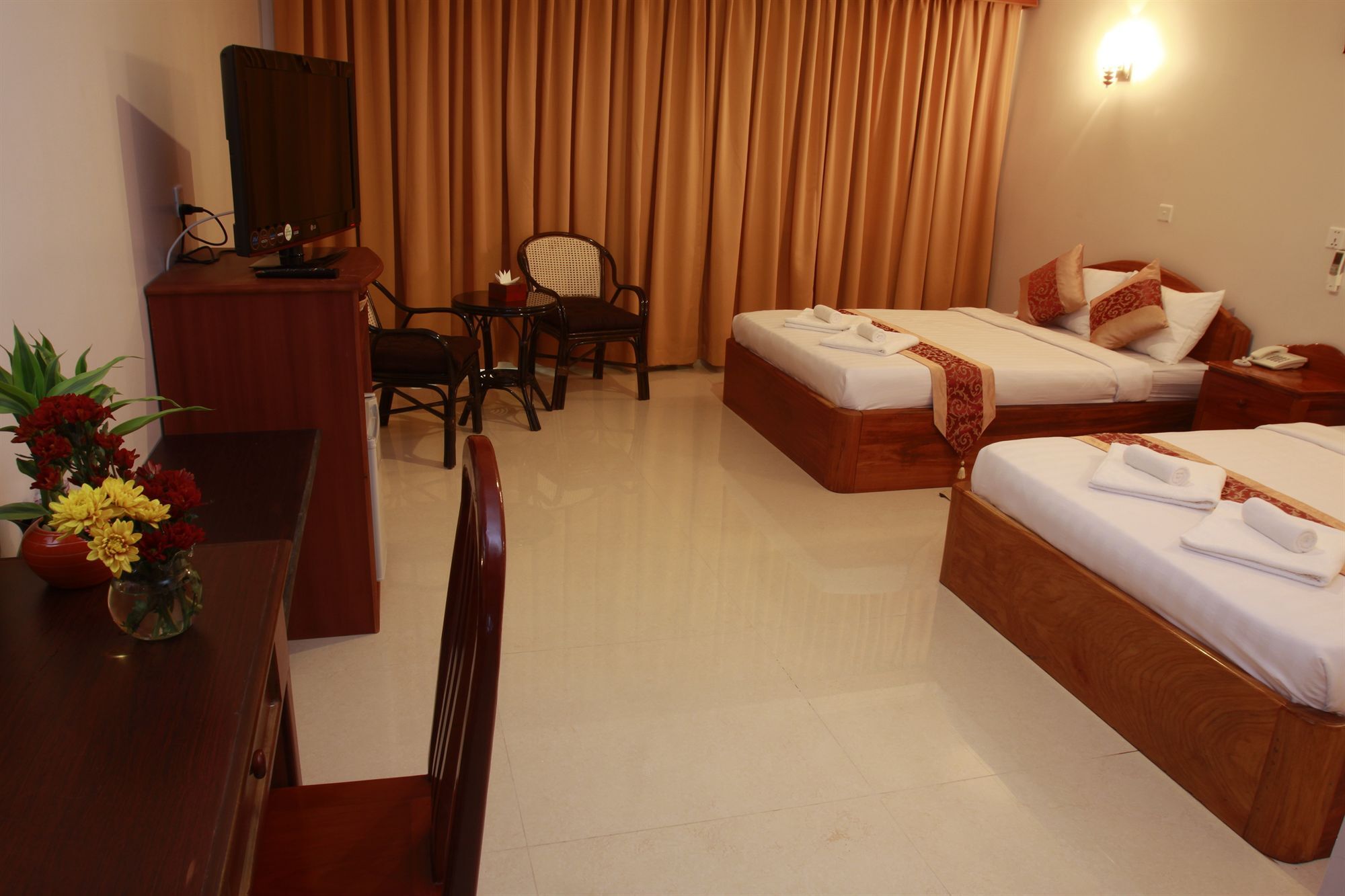 White Beach Hotel Sihanoukville Eksteriør bilde